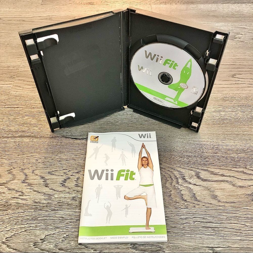 NINTENDO Wii Fit (Wii, 2008) complete with manual tested